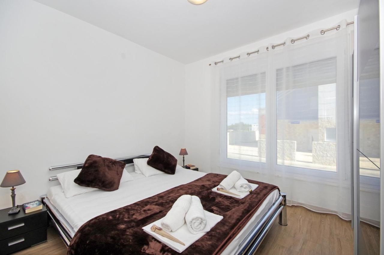 Apartment Laura Privlaka  Εξωτερικό φωτογραφία