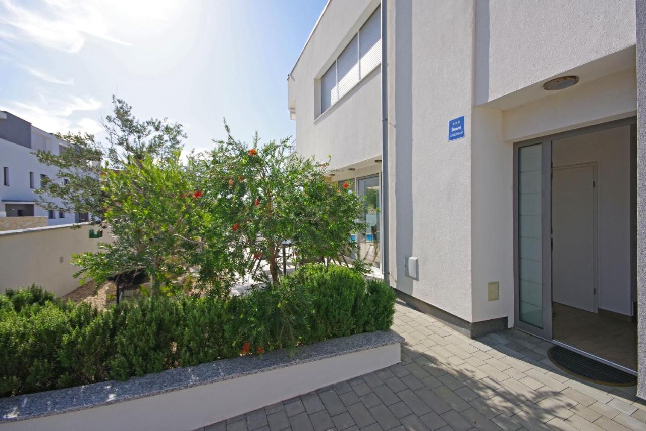 Apartment Laura Privlaka  Εξωτερικό φωτογραφία