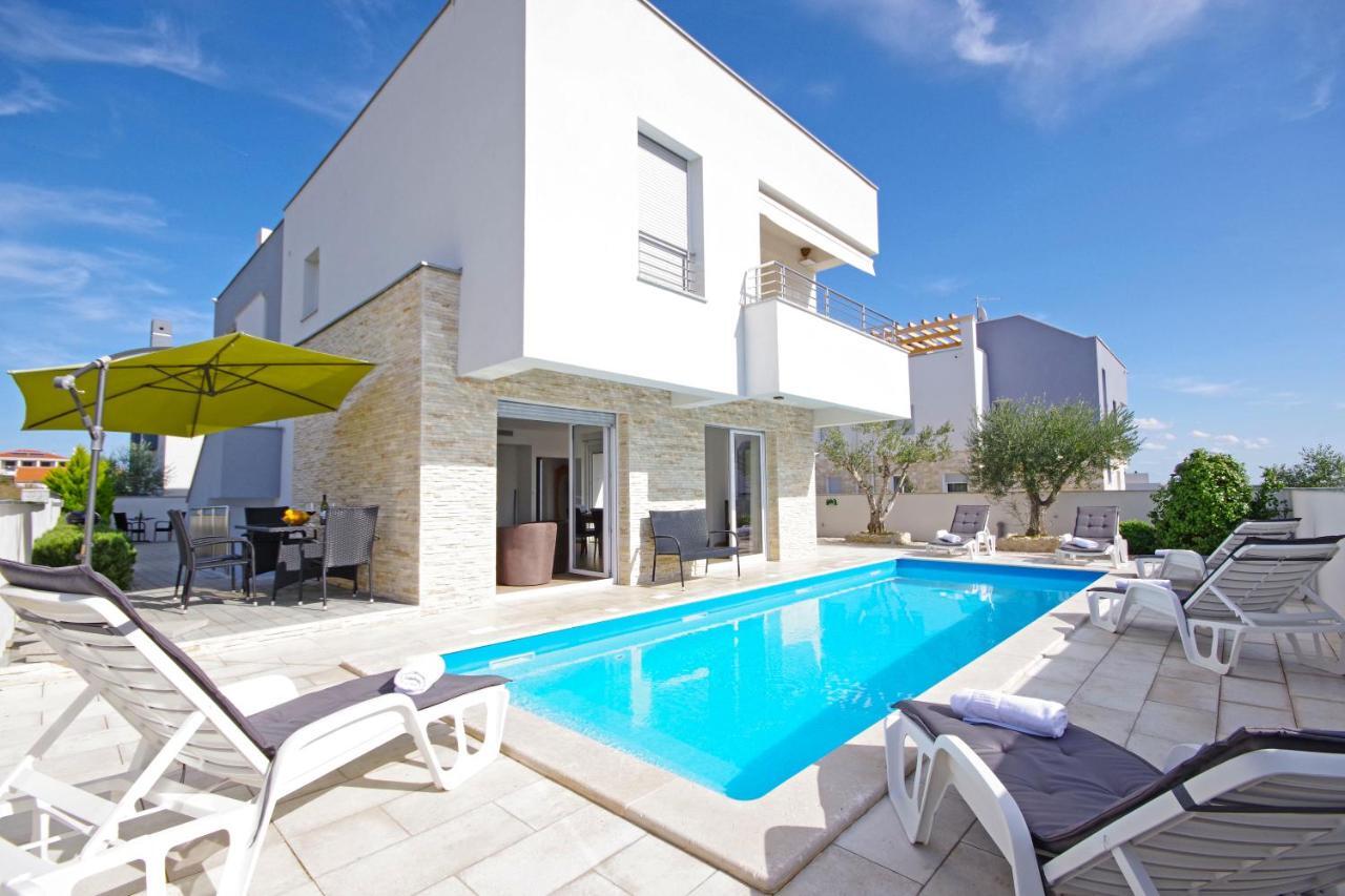 Apartment Laura Privlaka  Εξωτερικό φωτογραφία
