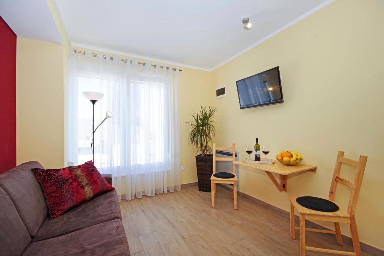 Apartment Laura Privlaka  Εξωτερικό φωτογραφία