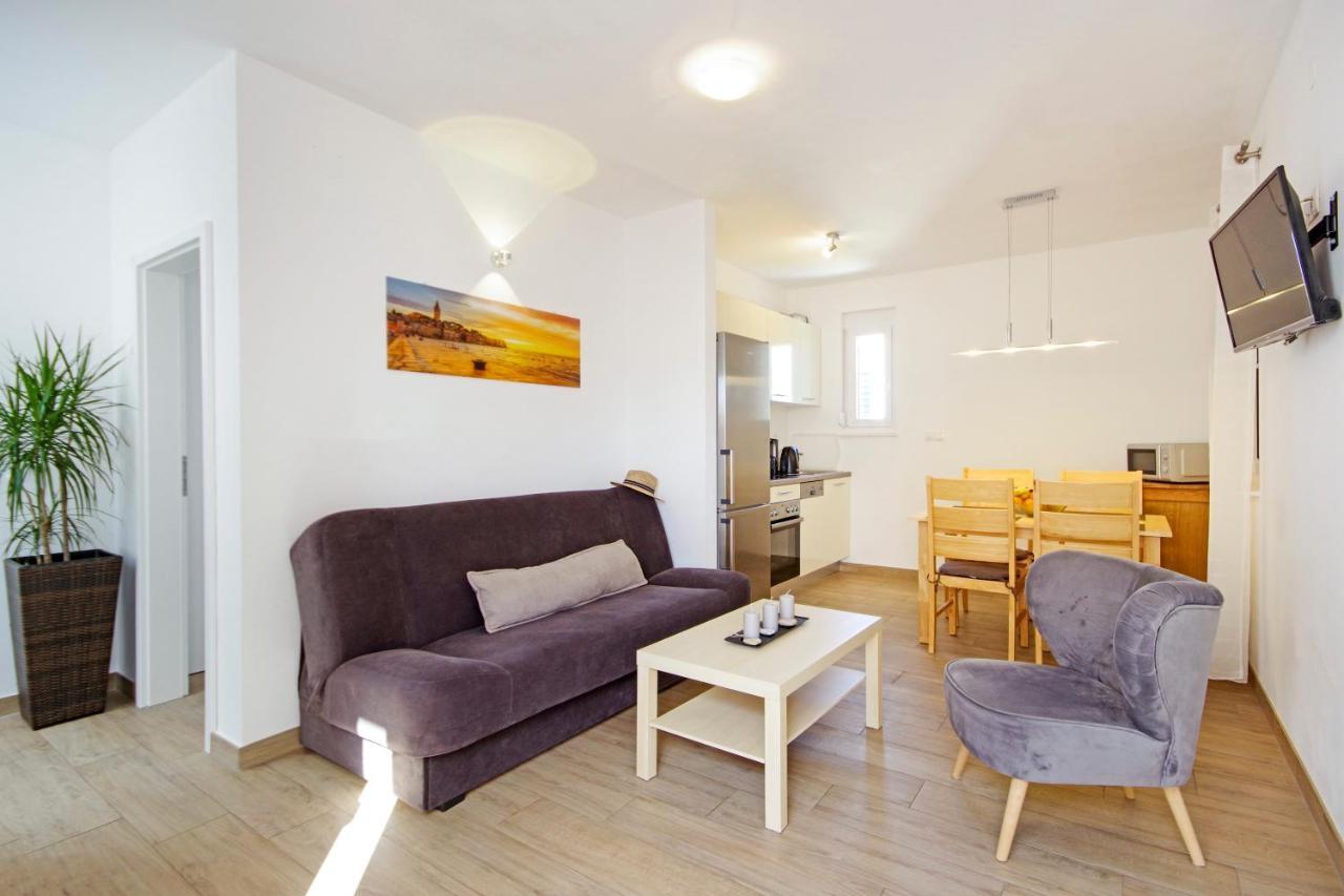 Apartment Laura Privlaka  Εξωτερικό φωτογραφία