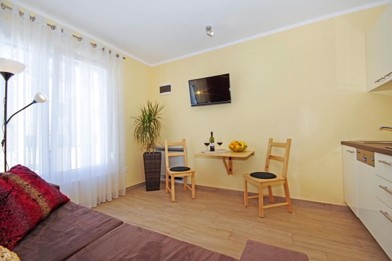 Apartment Laura Privlaka  Εξωτερικό φωτογραφία