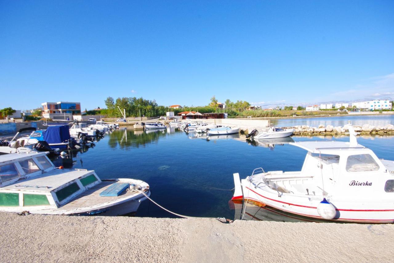 Apartment Laura Privlaka  Εξωτερικό φωτογραφία