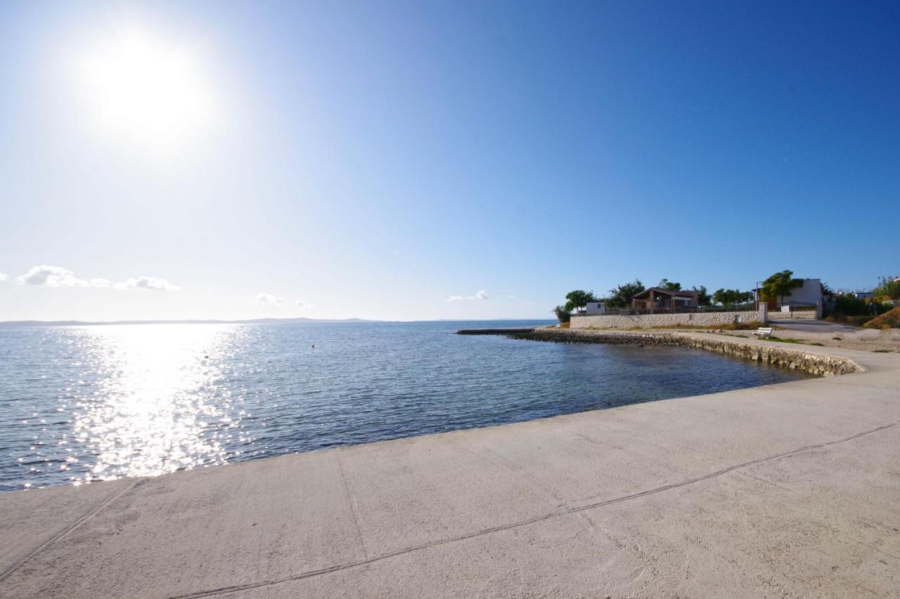 Apartment Laura Privlaka  Εξωτερικό φωτογραφία