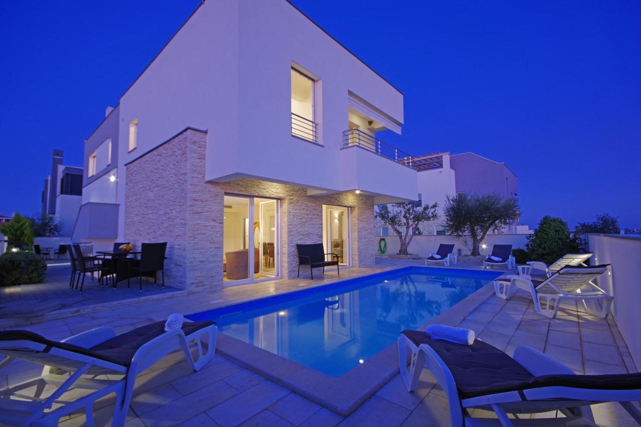 Apartment Laura Privlaka  Εξωτερικό φωτογραφία